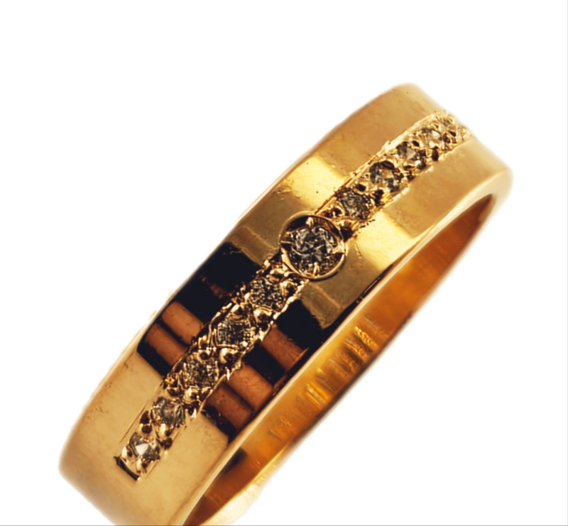 Aliança em Ouro 18k Clássica Reta 5,50mm com 11 Brilhantes