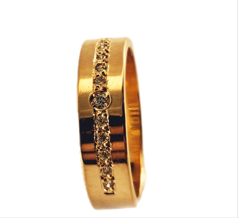 Aliança em Ouro 18k Clássica Reta 5,50mm com 11 Brilhantes